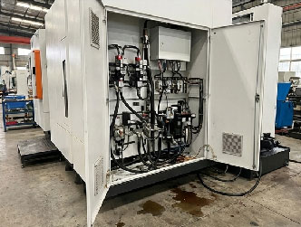 Horizontal Machining Center Machine Part Image 3