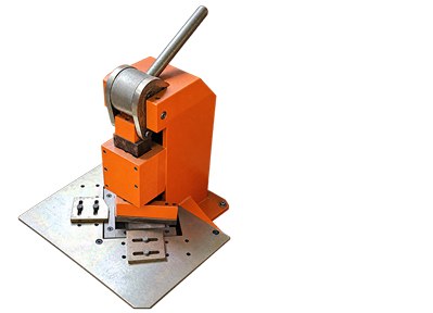 Manual Corner Notcher